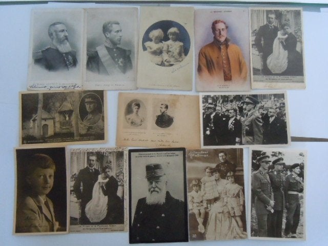 29 oude postkaarten Belgisch Koningshuis, bieden vanaf 5 €, Verzamelen, Koningshuis en Royalty, Ophalen of Verzenden, Gebruikt