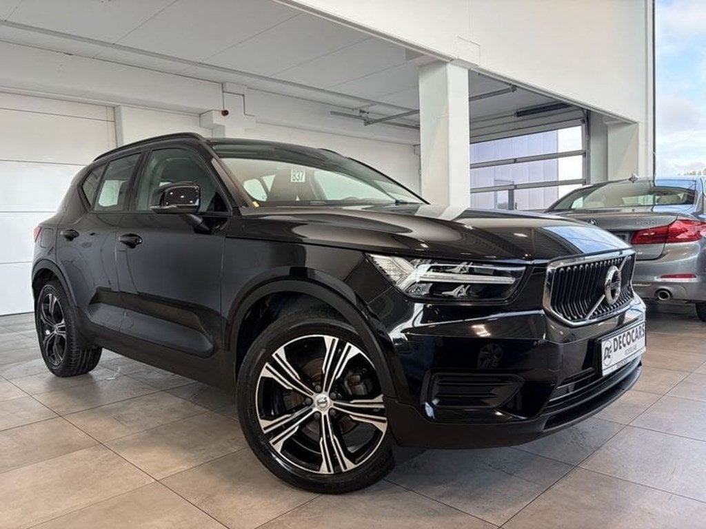 Volvo XC40 Apple Carplay - Android Auto / Trekhaak / Naviga, Autos, Volvo, Achat, Euro 6, Noir, 5 portes