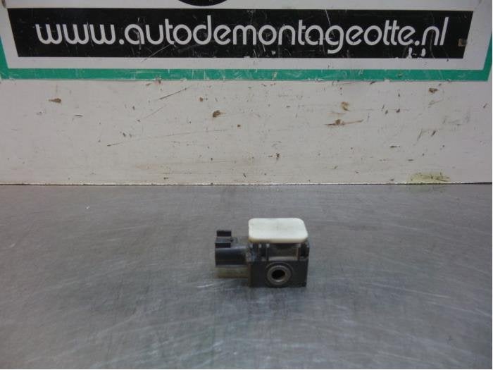 Airbag Sensor van een Hyundai H300, Gebruikt, -, -, Ophalen of Verzenden