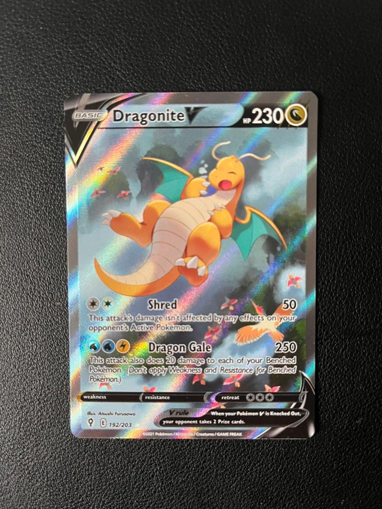 Dragonite V full art Evolving skies, Hobby en Vrije tijd, Verzamelkaartspellen | Pokémon, Ophalen, Zo goed als nieuw, Losse kaart