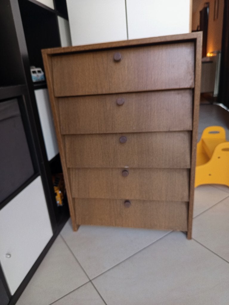 Schoenenkast, Enlèvement, Utilisé