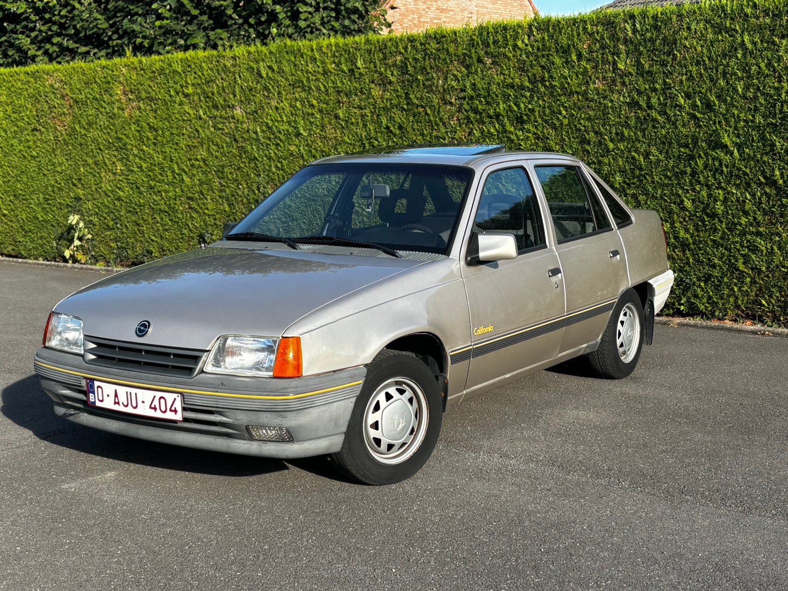 Opel kadett e • 1.6s Oldtimer • Californie • avec contrôle, Autos, Euro 2, 4 portes, Entreprise, Kadett