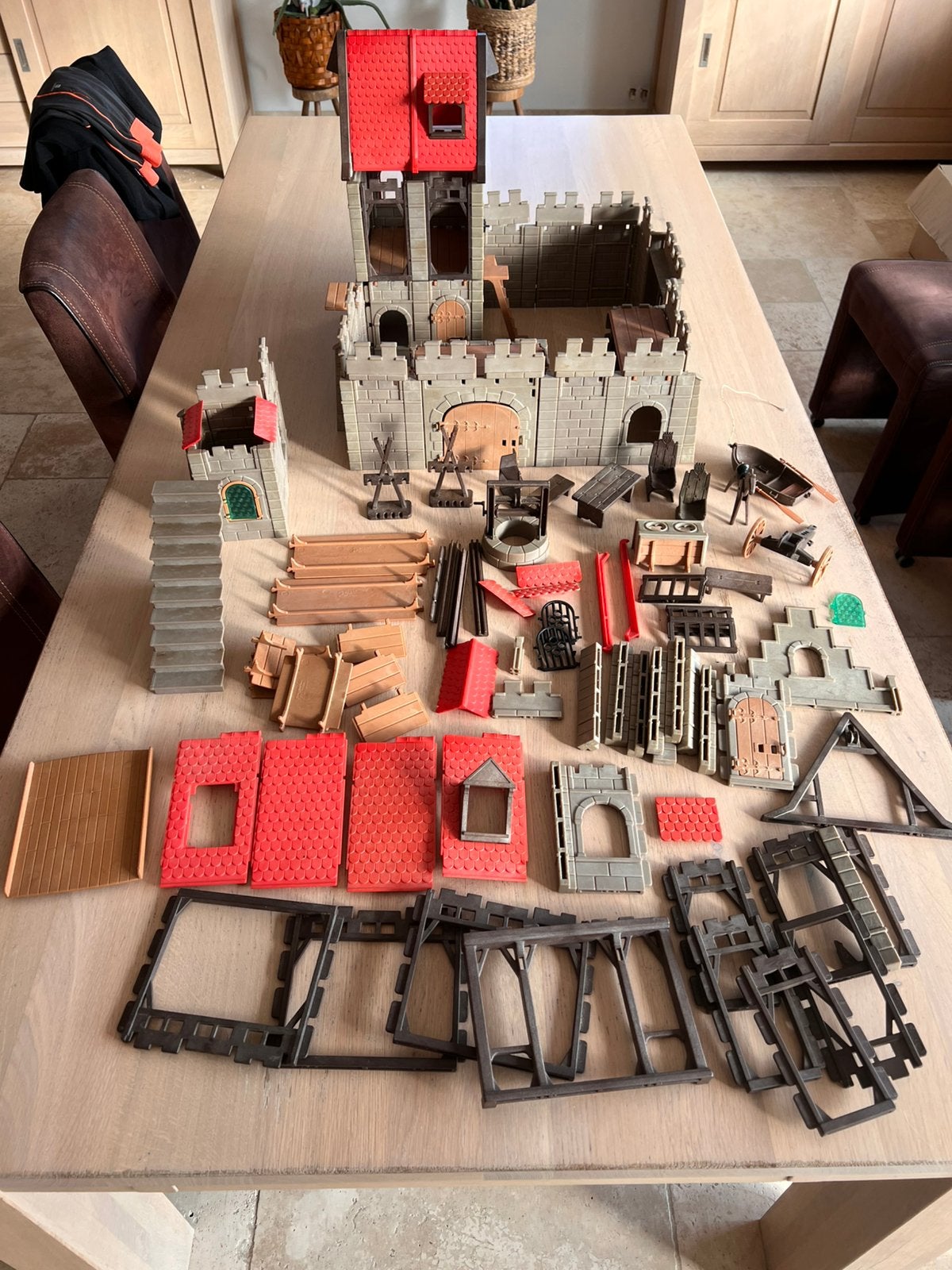 Playmobiel system kasteel, Kinderen en Baby's, Speelgoed | Playmobil, Ophalen of Verzenden, Zo goed als nieuw