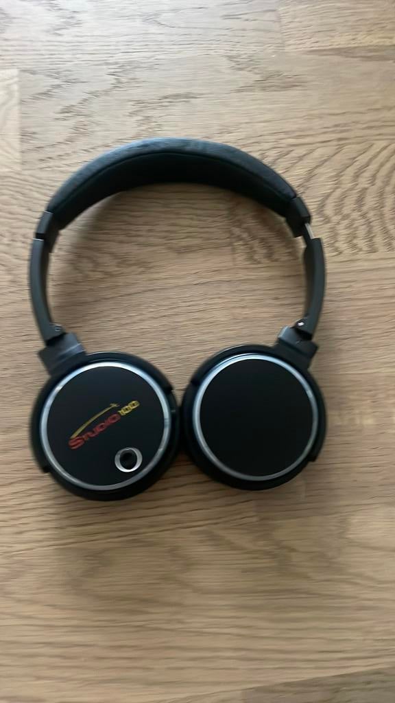 Draadloze koptelefoon met oortjes (maar wel met draad), Audio, Tv en Foto, Hoofdtelefoons, Ophalen, Zo goed als nieuw, Overige merken