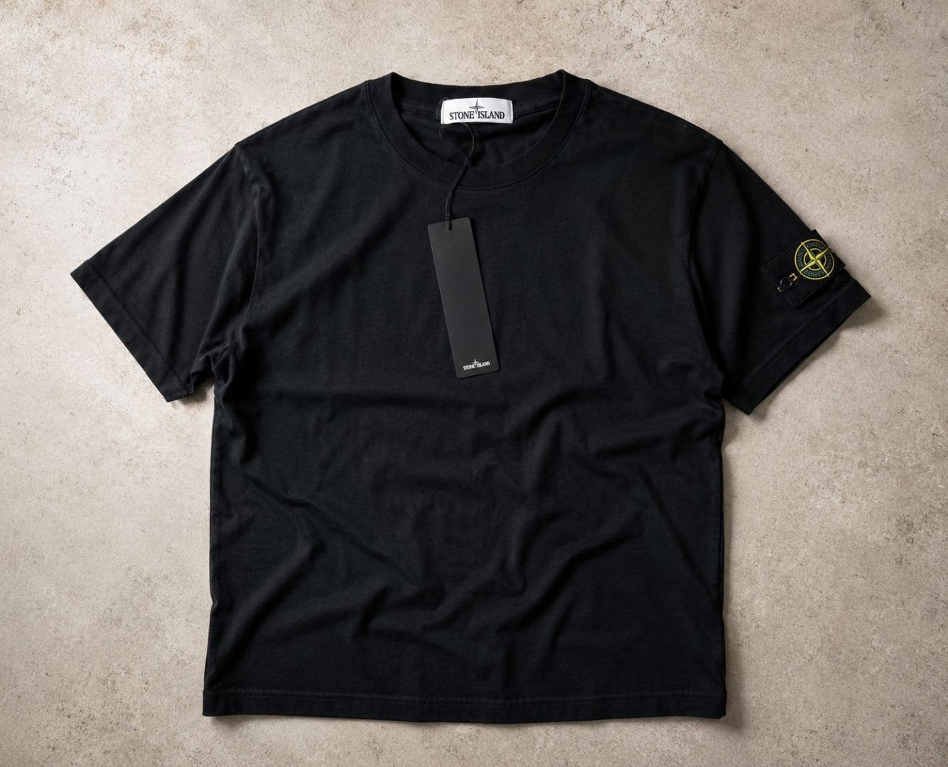 Stone island T-shirt met labels, Kleding | Heren, T-shirts, Zwart, Nieuw, Ophalen of Verzenden, Stone Island
