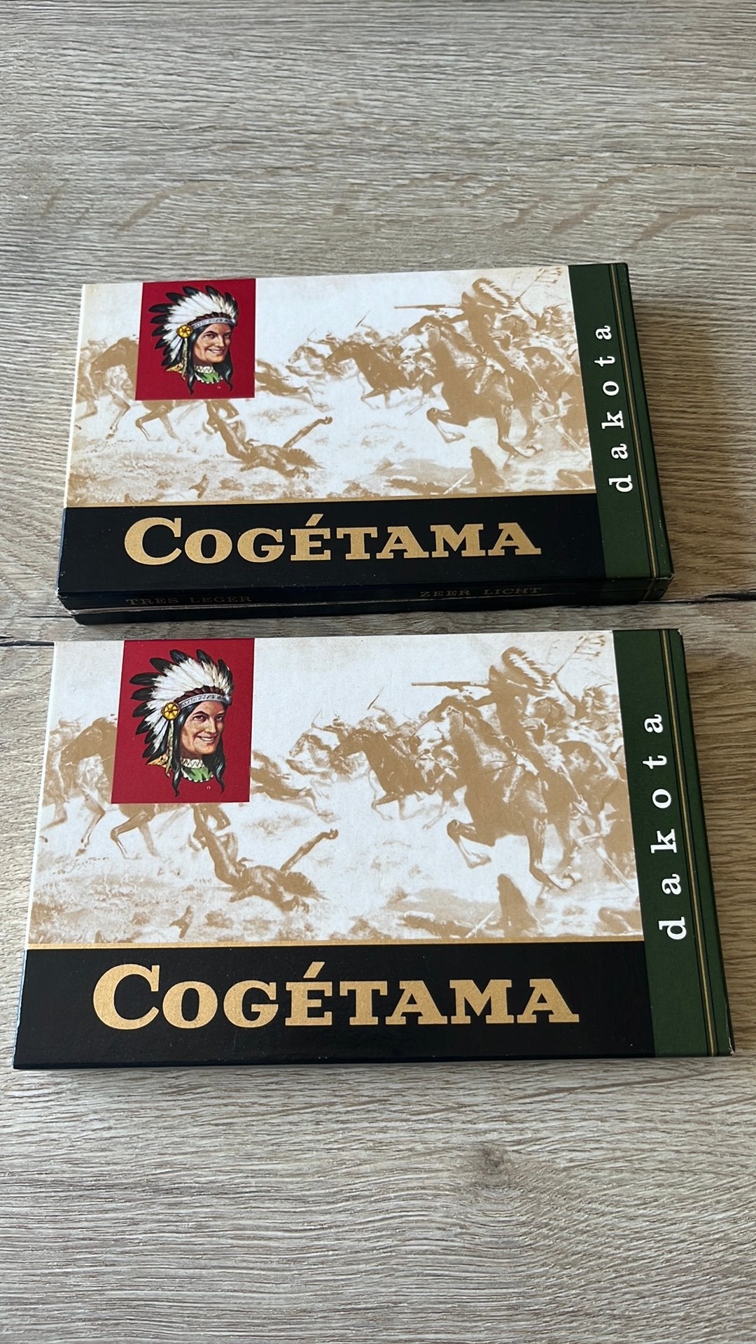 2x Cogétama ‘Dakota’ sigarendoosje met sigaren, Collections, Enlèvement, Neuf, Boite à tabac ou Emballage