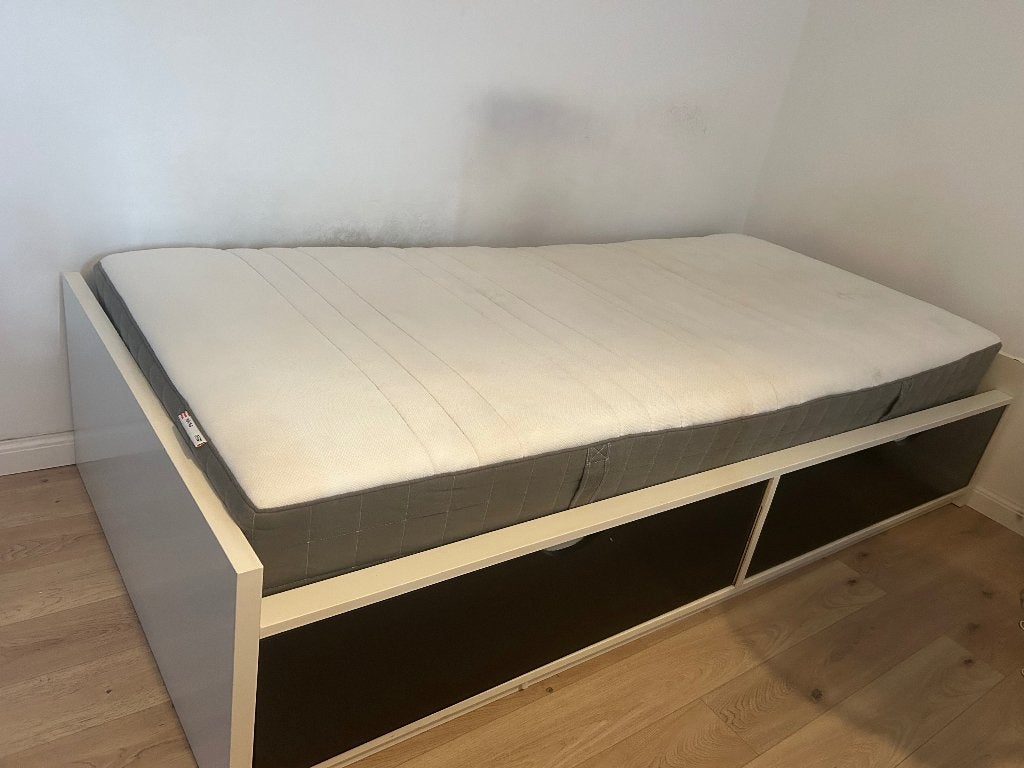 Ikea bed met 2 bedlades en matras, Huis en Inrichting, Slaapkamer | Bedden, Ophalen, Gebruikt, 90 cm, Eenpersoons