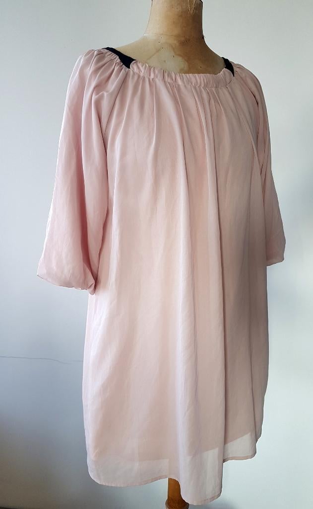 VILA - Très jolie robe rose poudre - T.M, Taille 38/40 (M), Enlèvement ou Envoi, Rose, Vila