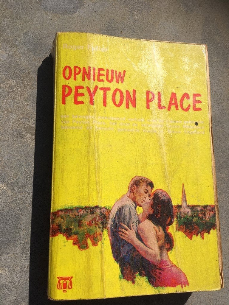 Roger fuller - opnieuw Peyton Place, Enlèvement ou Envoi