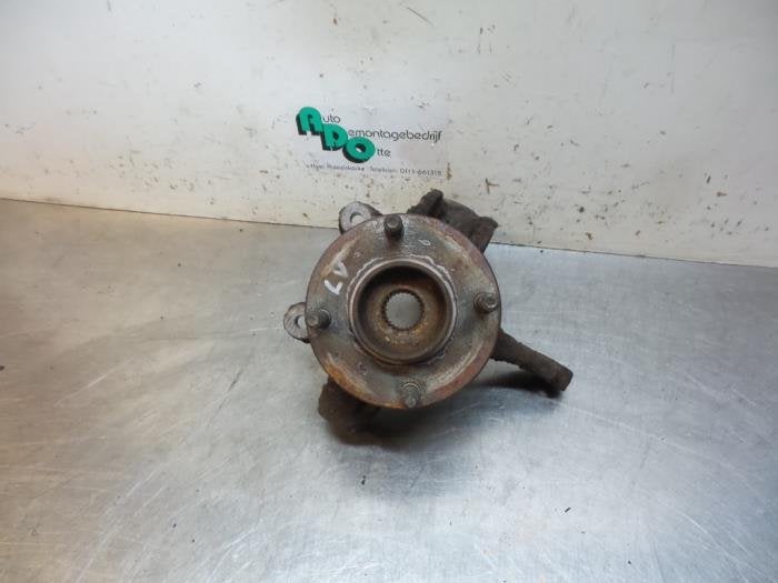 Fusee links-voor van een Ford Fiesta (Fiesta 02-), Gebruikt, -, -, Ophalen of Verzenden