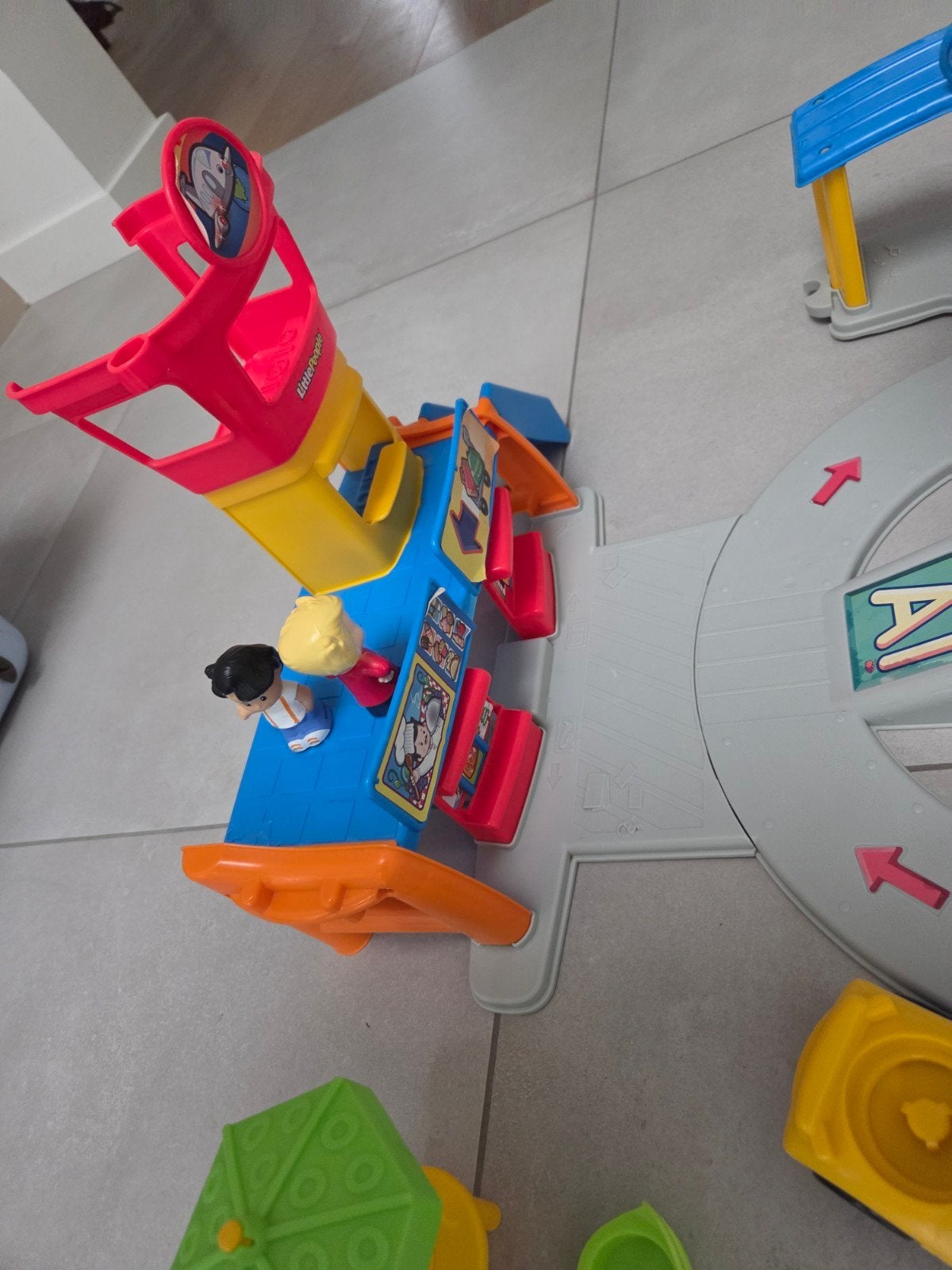 fisher price little people vliegveld, Kinderen en Baby's, Ophalen