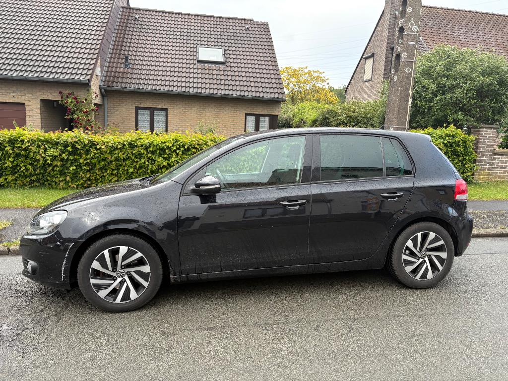 Golf 6 tdi 1.6 boîte automatique 129.000km, Capteur de stationnement, Achat, Carnet d'entretien, Diesel