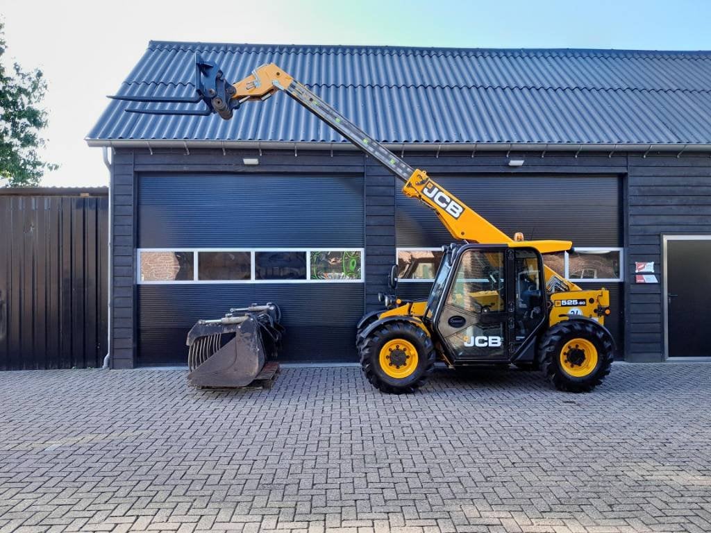 JCB 525-60 Agri Plus | Verreiker met airco, Articles professionnels, Machines & Construction | Grues & Excavatrices, Chariot télescopique
