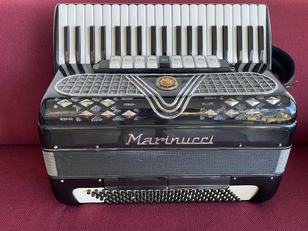 Italiaanse Marinucci accordeon.Model 850 . 4 korig .Musette., Muziek en Instrumenten, Accordeons, Gebruikt, Met koffer, Toetsaccordeon
