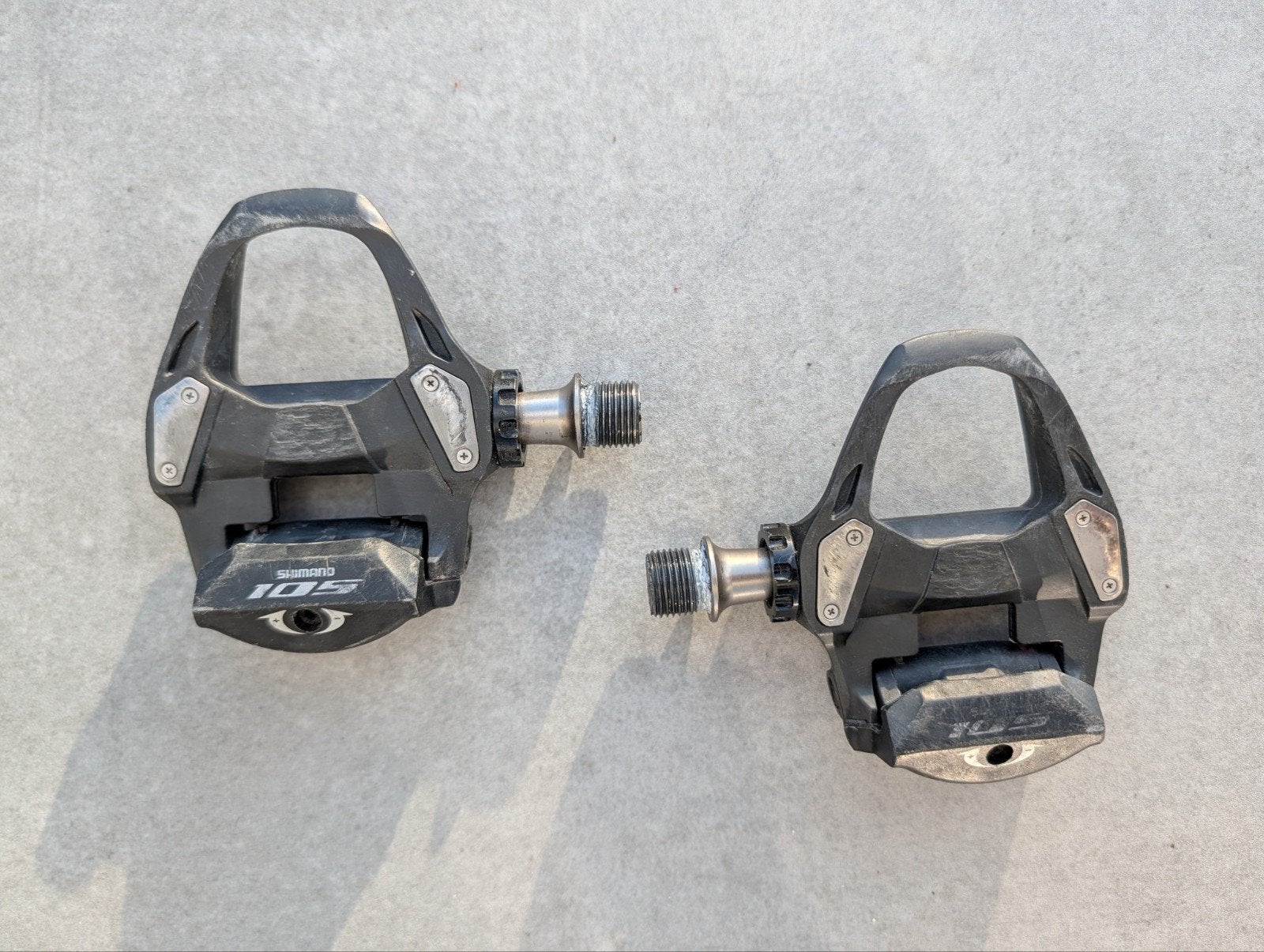 Shimano 105 pedalen, Fietsen en Brommers, Crankstel of Pedalen, Ophalen of Verzenden, Zo goed als nieuw, Shimano