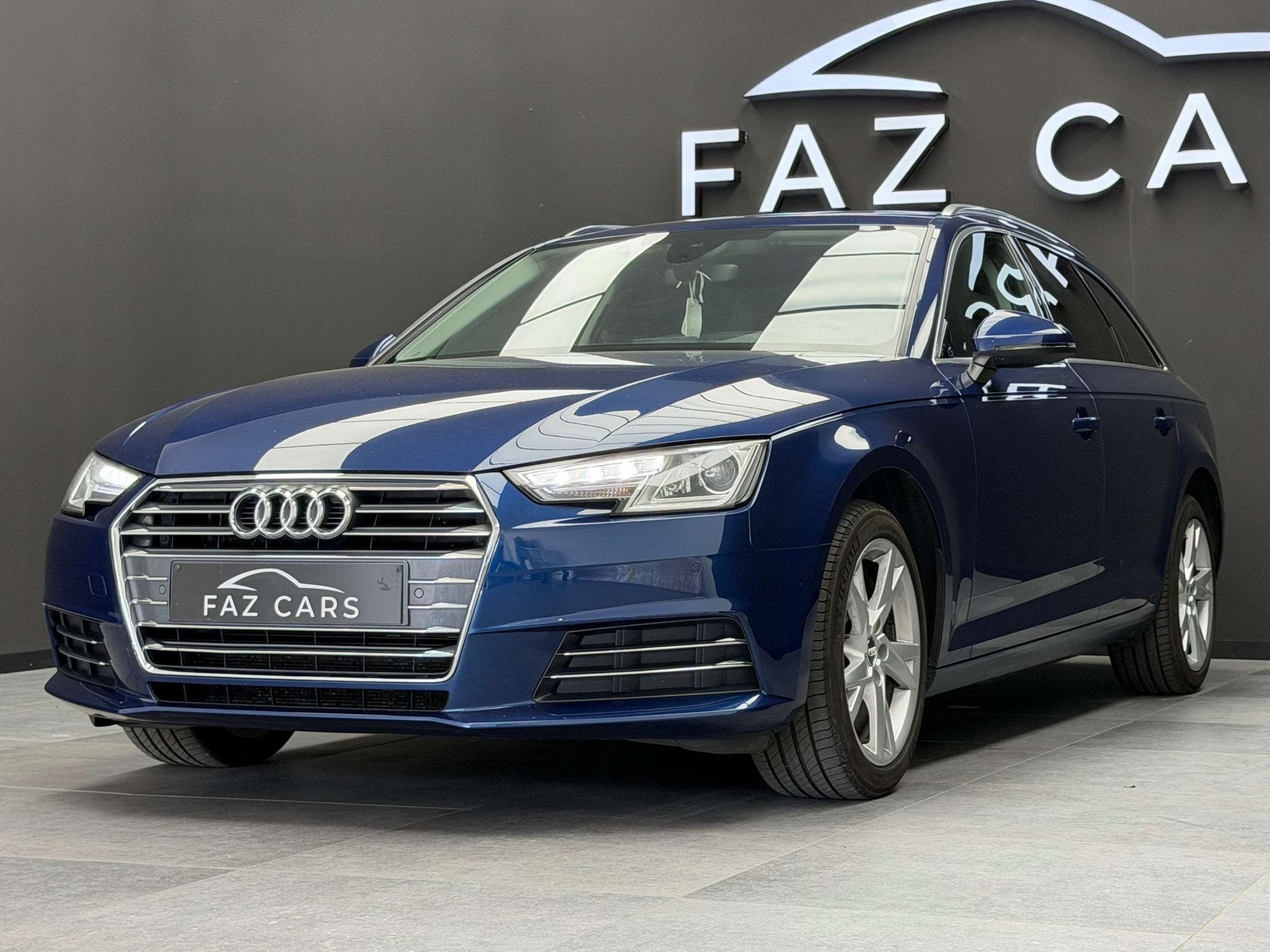 Audi A4 Avant 1.4 TFSI S tronic * XENON + GPS + GARANTIE *, Autos, Audi, 1395 cm³, Achat, A4, Noir