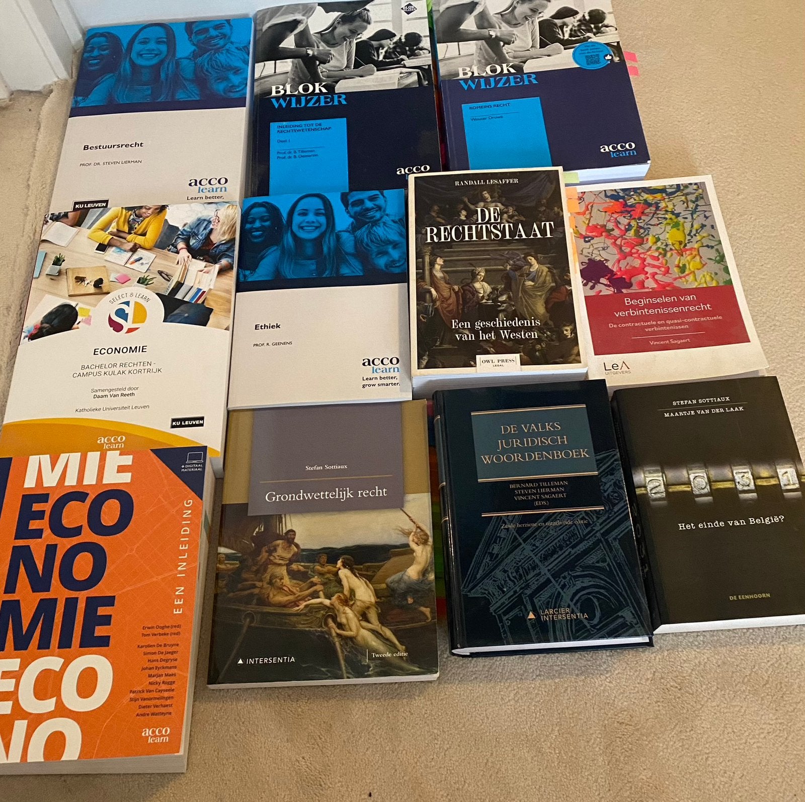 Boeke 1ste jaar rechten KULeuven, Ophalen of Verzenden