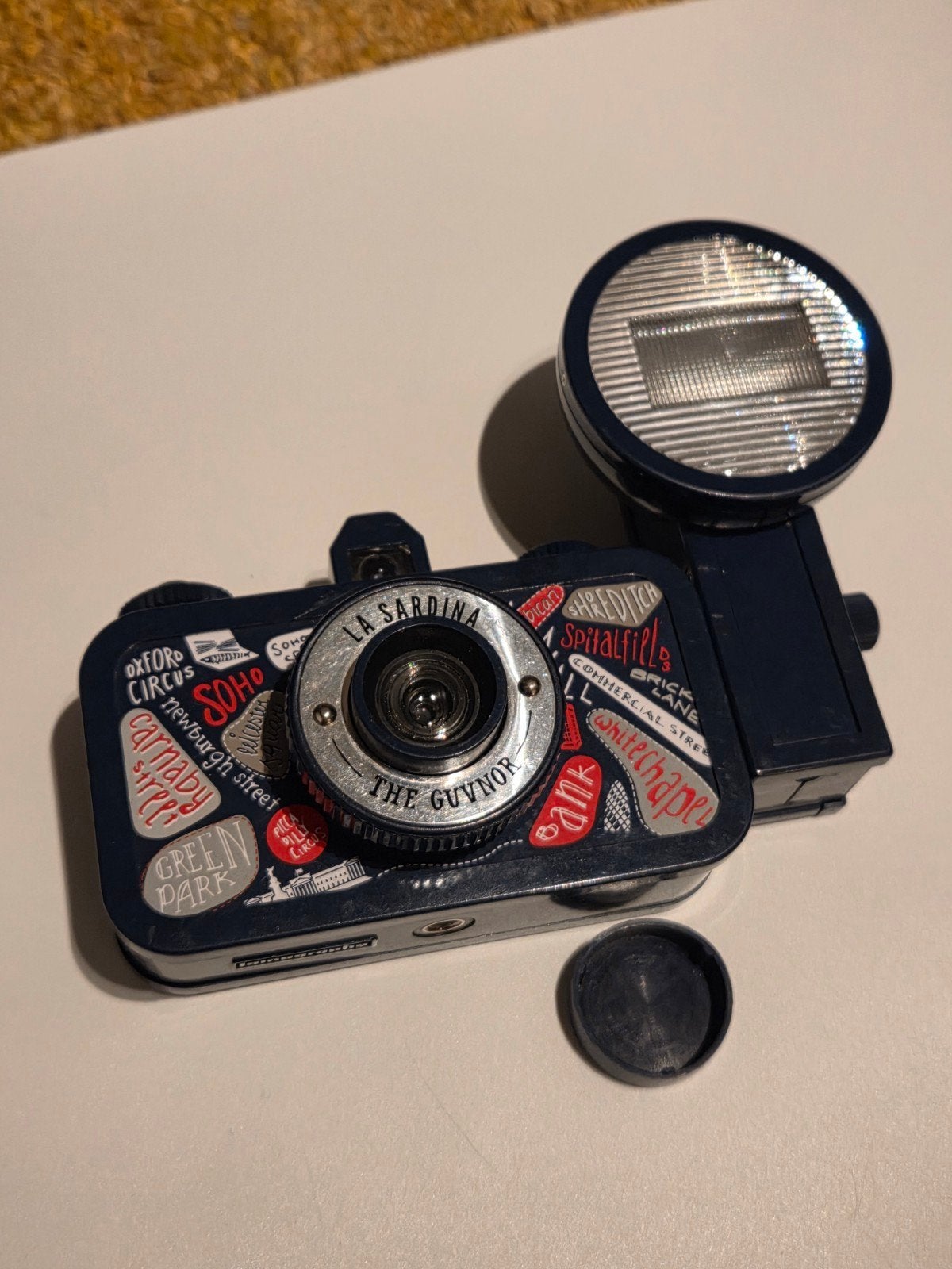 Lomography La Sardina + Fritz the Blitz, Audio, Tv en Foto, Ophalen of Verzenden, Gebruikt, Compact, Overige Merken