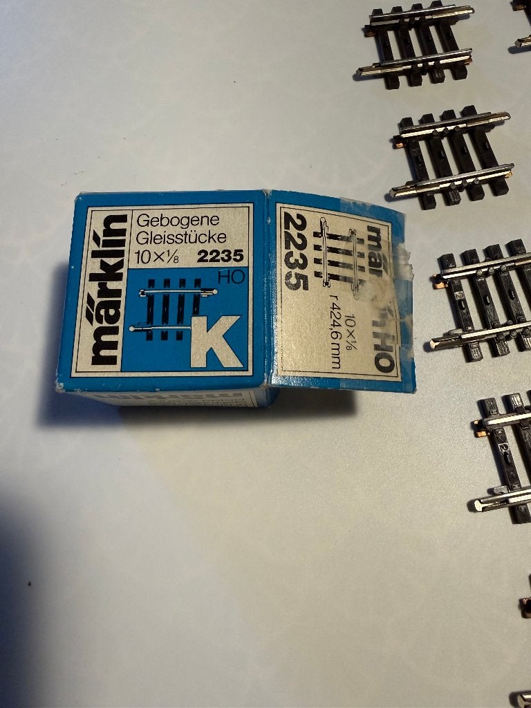 Marklin 10 rails K 2235 met doos (6963), Hobby en Vrije tijd, Gebruikt, Gelijkstroom, Rails, Ophalen of Verzenden