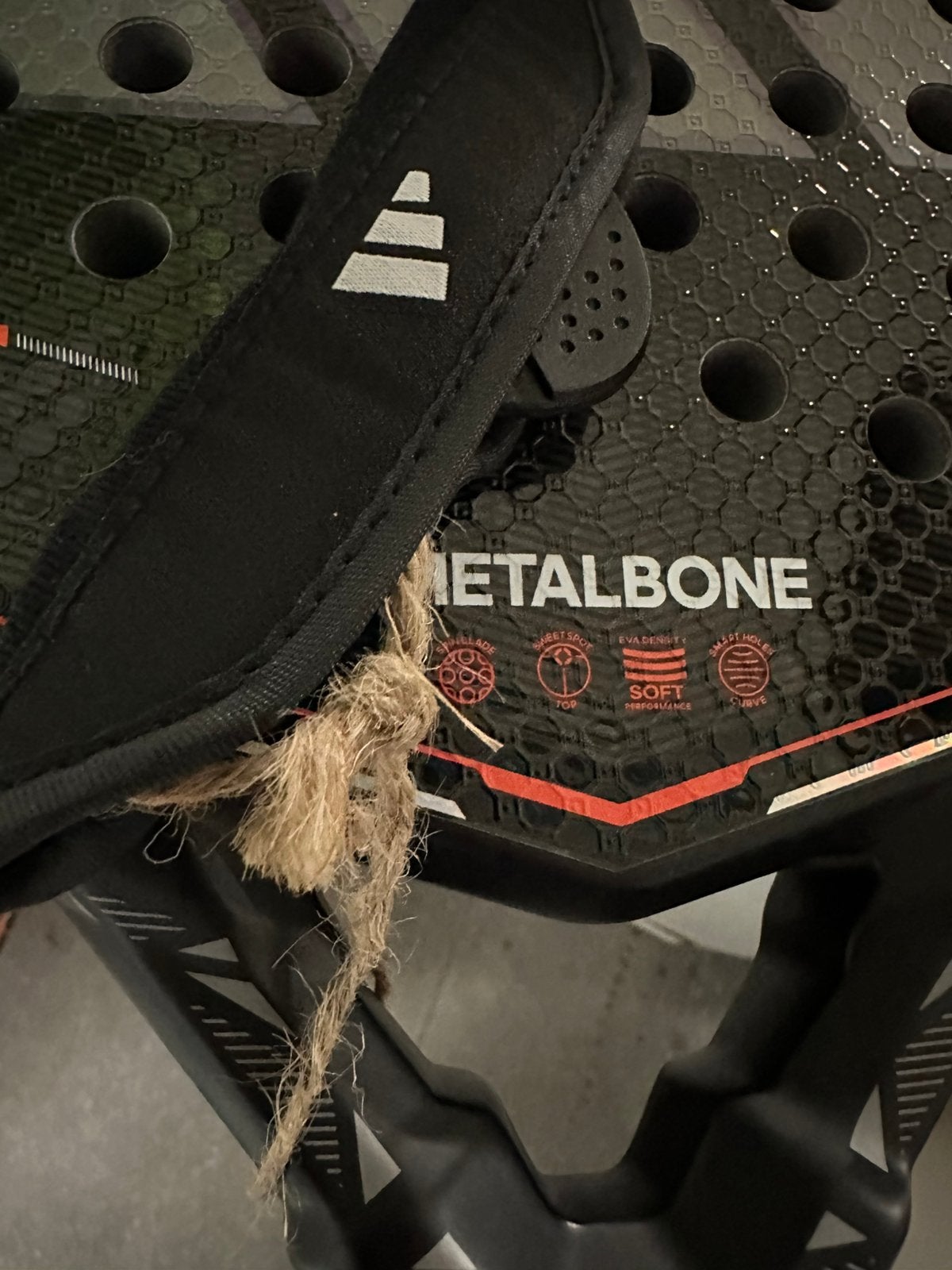 Racket de Padel Metalbone Adidas nouvelle génération neuve, Enlèvement, Neuf, Raquette de padel