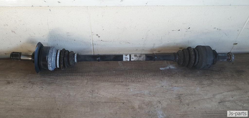 Aandrijfas rechts achter BMW 3-serie F30 318d, -, Utilisé, -, Enlèvement ou Envoi