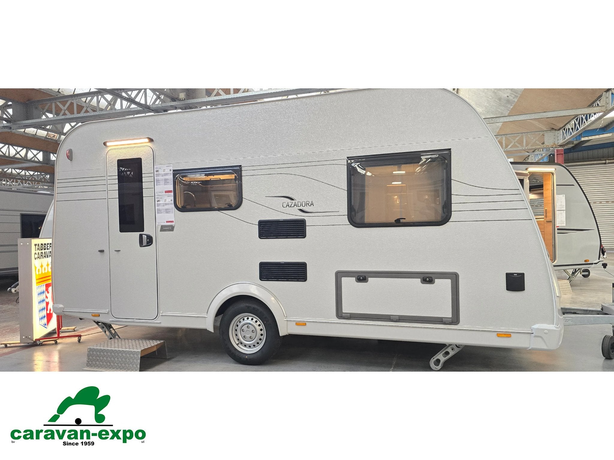 TABBERT CAZADORA 420 QD, Caravanes & Camping, Jusqu'à 4, Entreprise, Tabbert, 5 à 6 mètres
