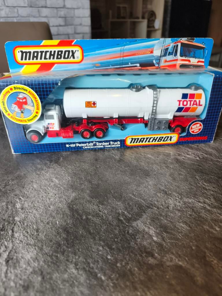 Matchbox Peterbilt, Enlèvement, Comme neuf, Bus ou Camion, Matchbox