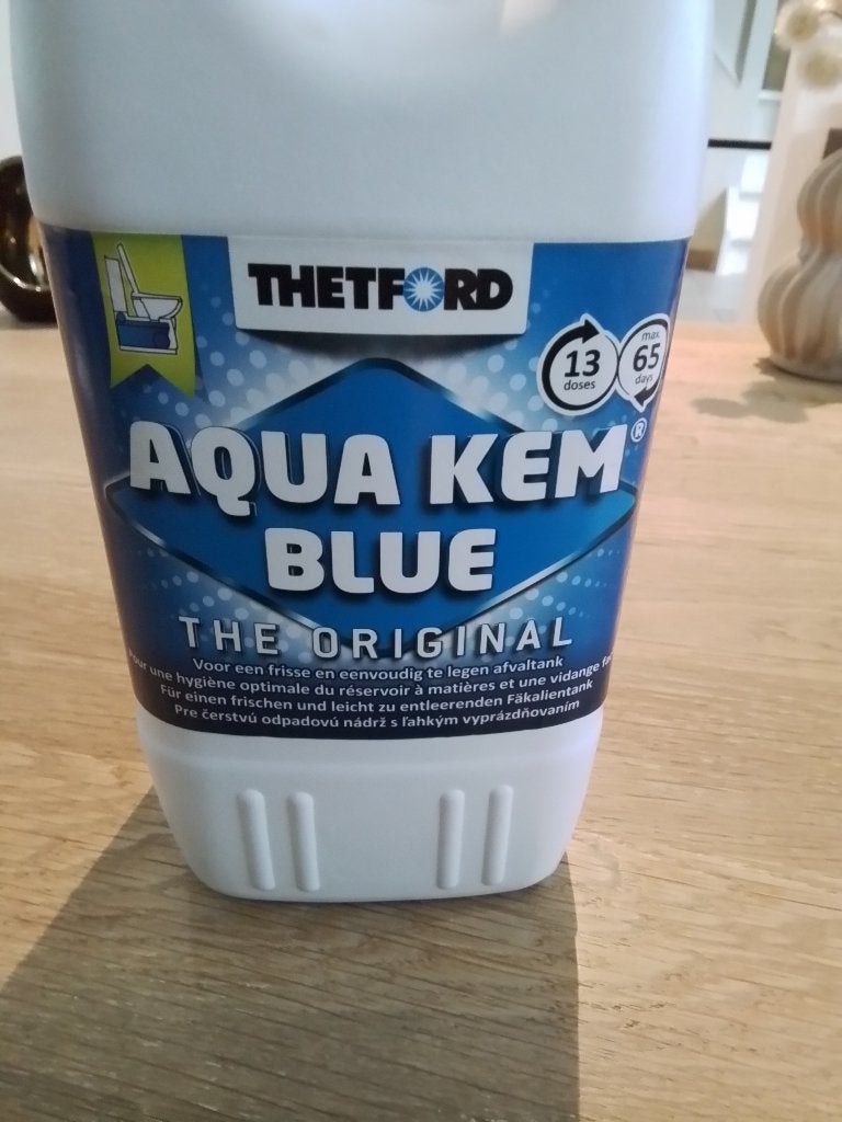 Aqua kem blauw 2 liter thetford, Particulier
