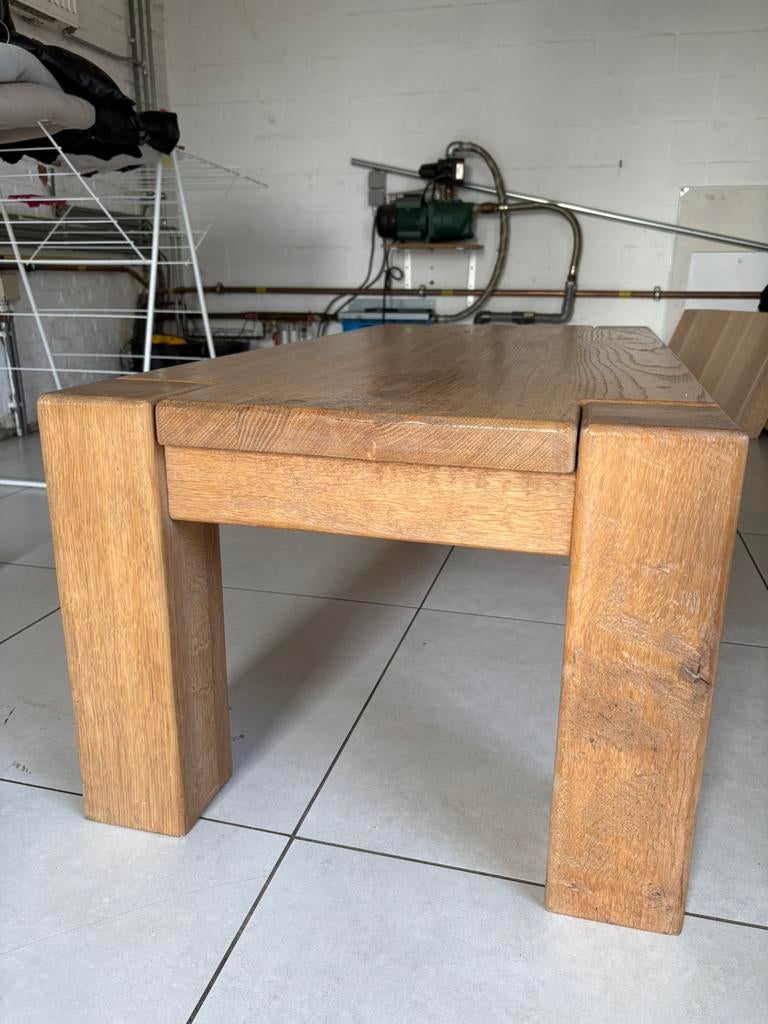 Massief eiken salon tafel, Huis en Inrichting, Ophalen, Zo goed als nieuw