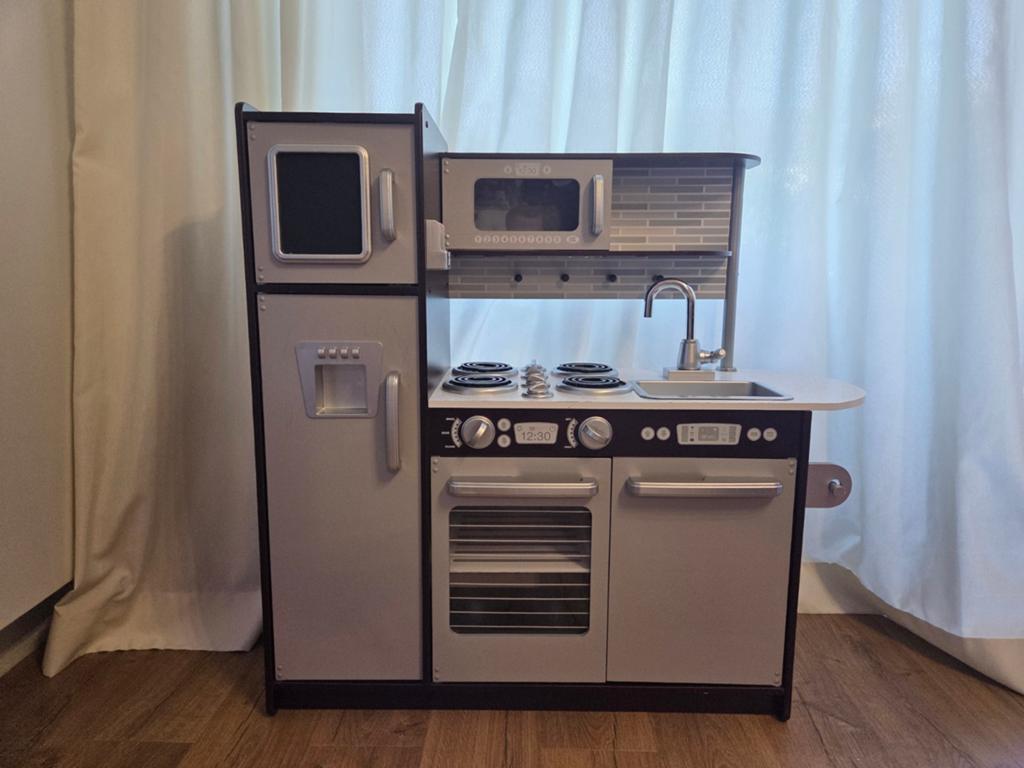 Speel keuken, Ophalen