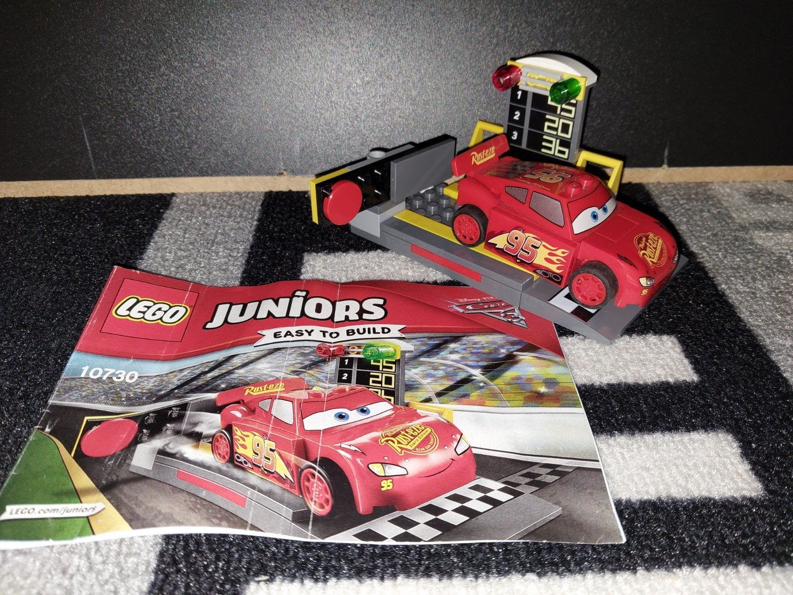 Lego Juniors Cars Bliksem McQueens snelle lanceerder, Ophalen, Compleet, Lego