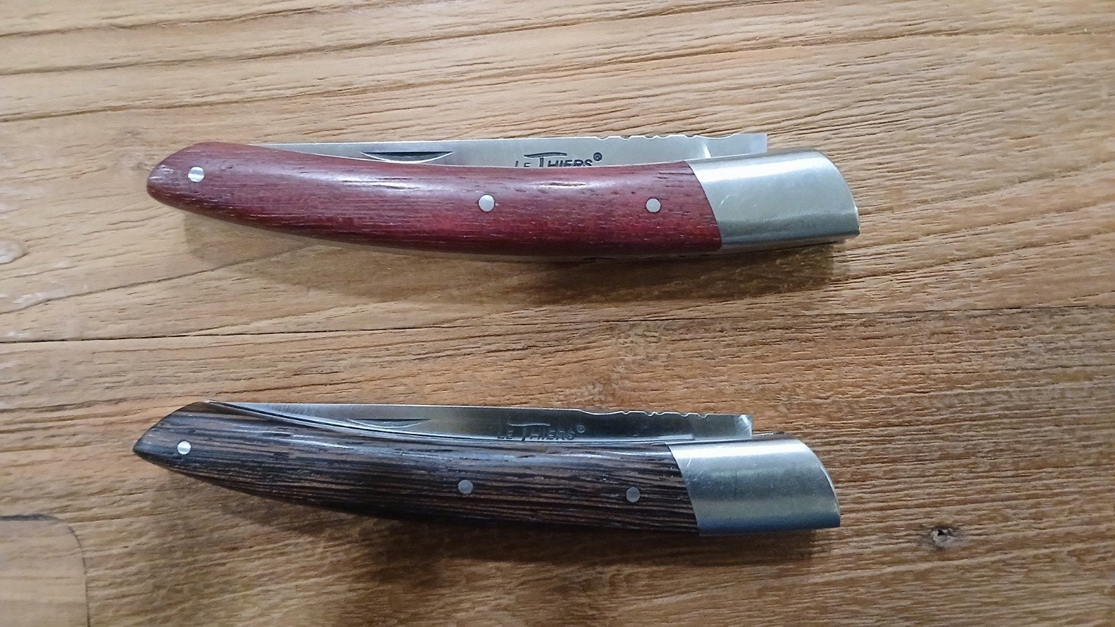 2 couteaux pliants thiers arto, Ophalen of Verzenden