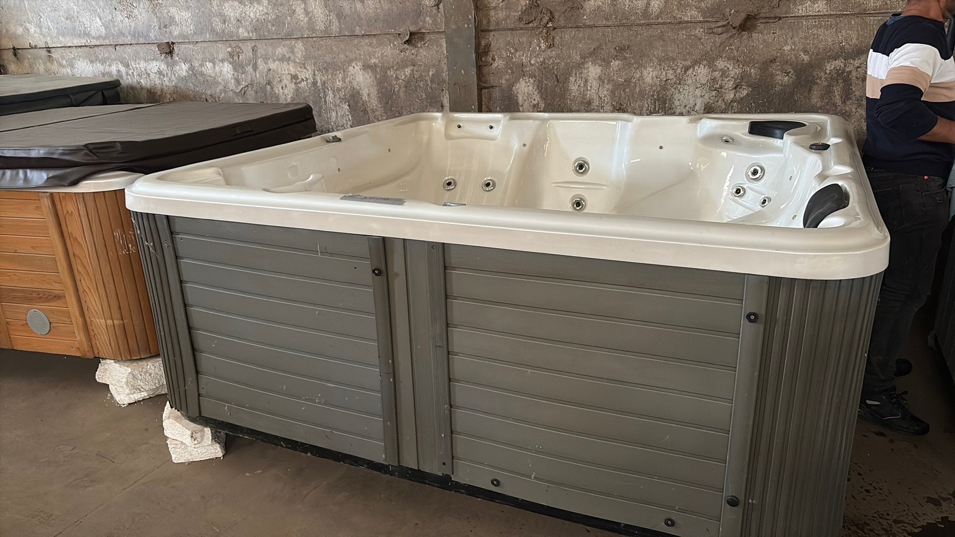 Jacuzzi 5 pers te koop met 1 jaar garantie + gratis leverin, Enlèvement, Comme neuf