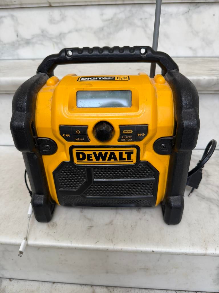 Radio chantier dewalt, Audio, Tv en Foto, Radio's, Ophalen, Zo goed als nieuw, Radio