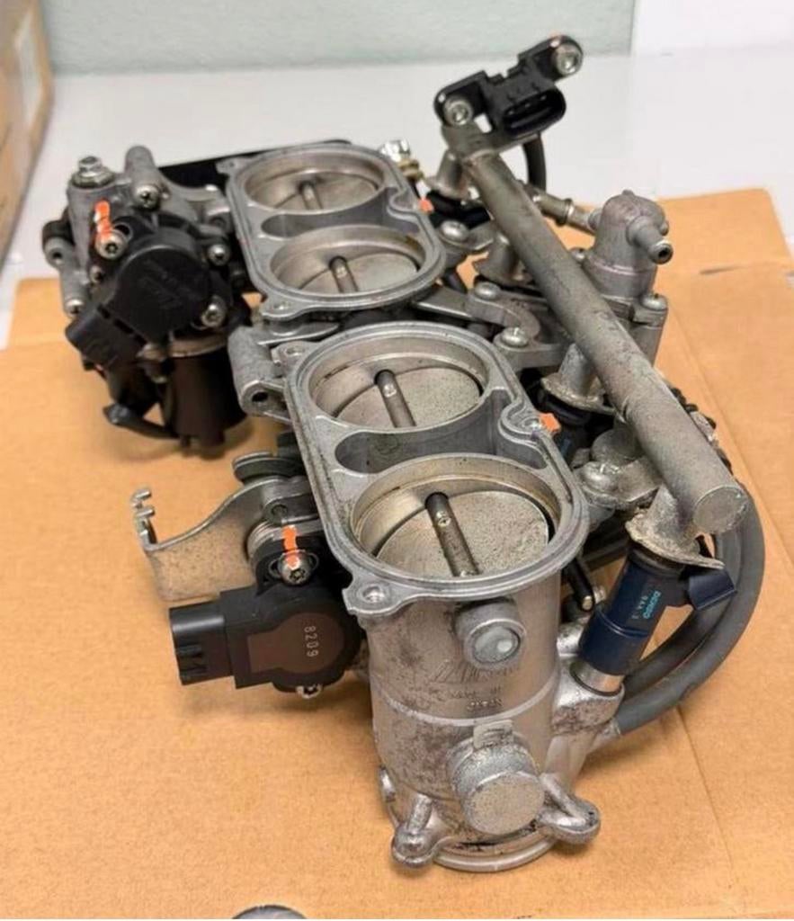 Boîtier d'accélérateur complet pour Yamaha YZF R1 2004-2006, Enlèvement ou Envoi, Utilisé