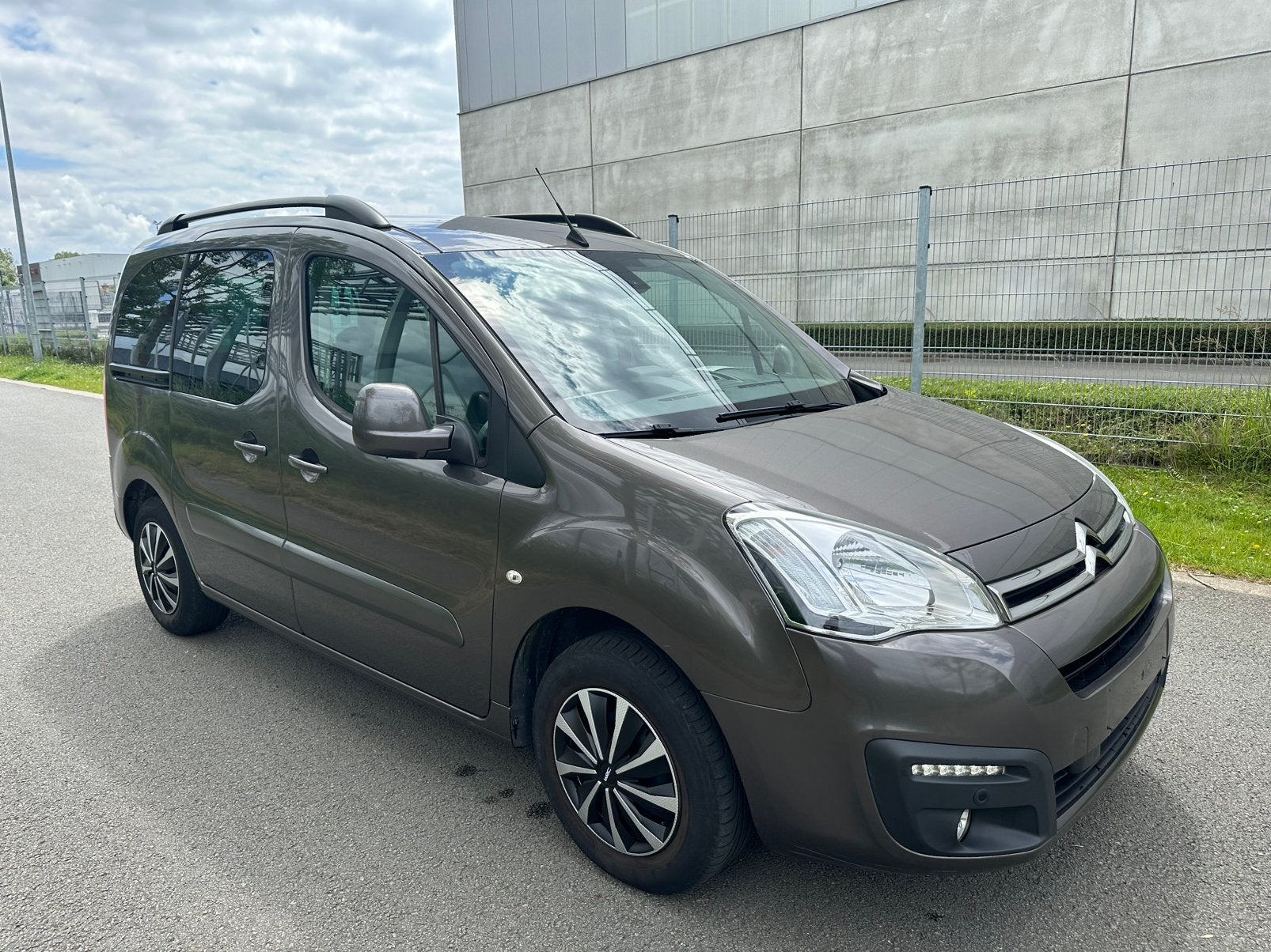 Citroen Berlingo Multispace|1.2Benzine| Garantie+Keuring, Autos, Citroën, Entreprise, Achat, Berlingo, Sièges chauffants, Essence