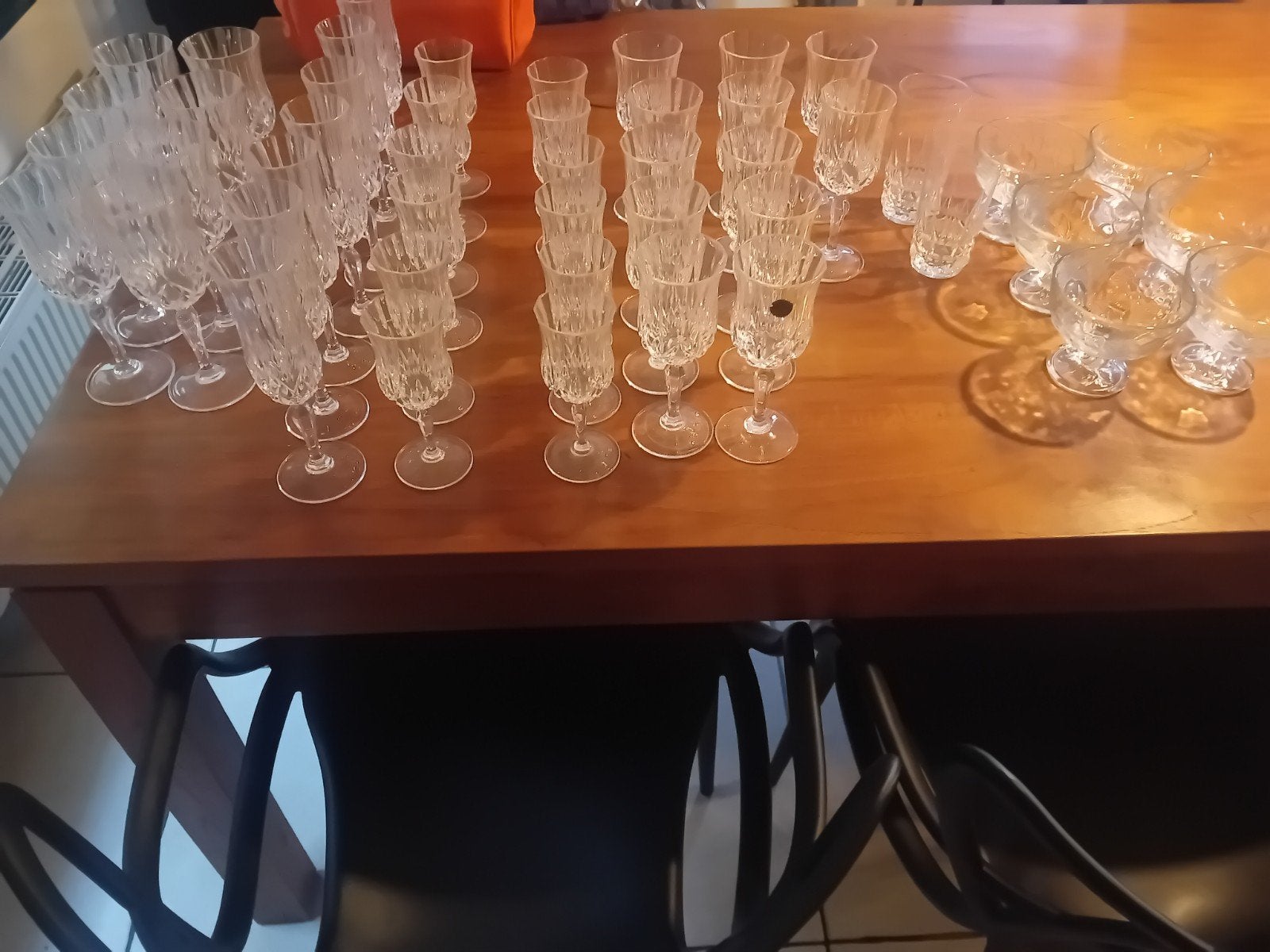 Service complet 48 verres cristal RCR Italie, Enlèvement, Neuf