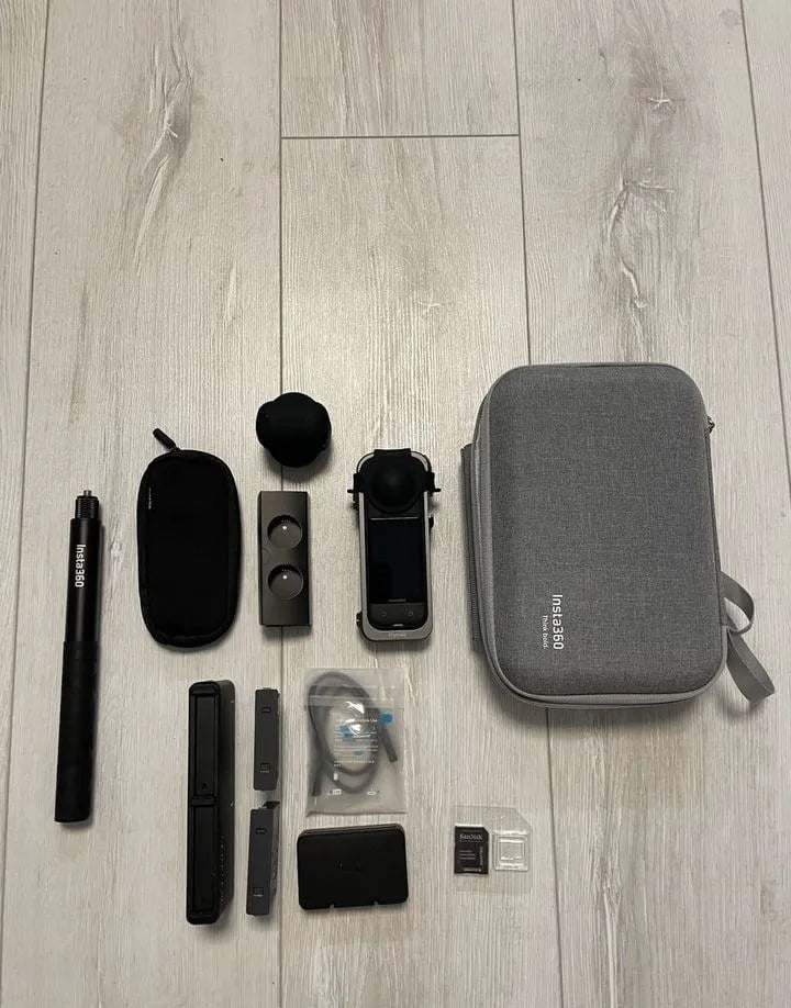 Ensemble Insta 360 x5 Essentials, Enlèvement ou Envoi, Comme neuf