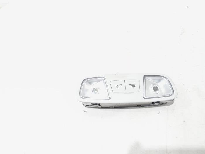 Eclairage intérieur arrière d'un Audi Q3, -, 3 mois de garantie, Audi, Utilisé