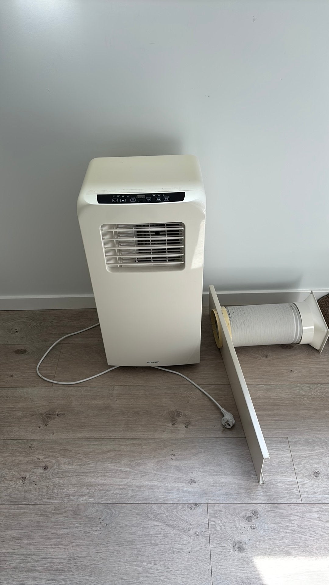 Mobiele airco Eurom, Elektronische apparatuur, Ophalen, Zo goed als nieuw, Mobiele airco