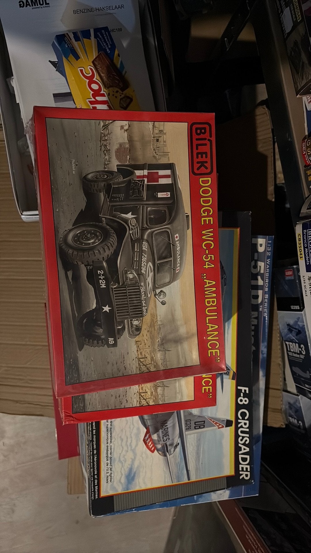 Ambulance 1/35 + gewonden, Ophalen of Verzenden, Nieuw, Auto