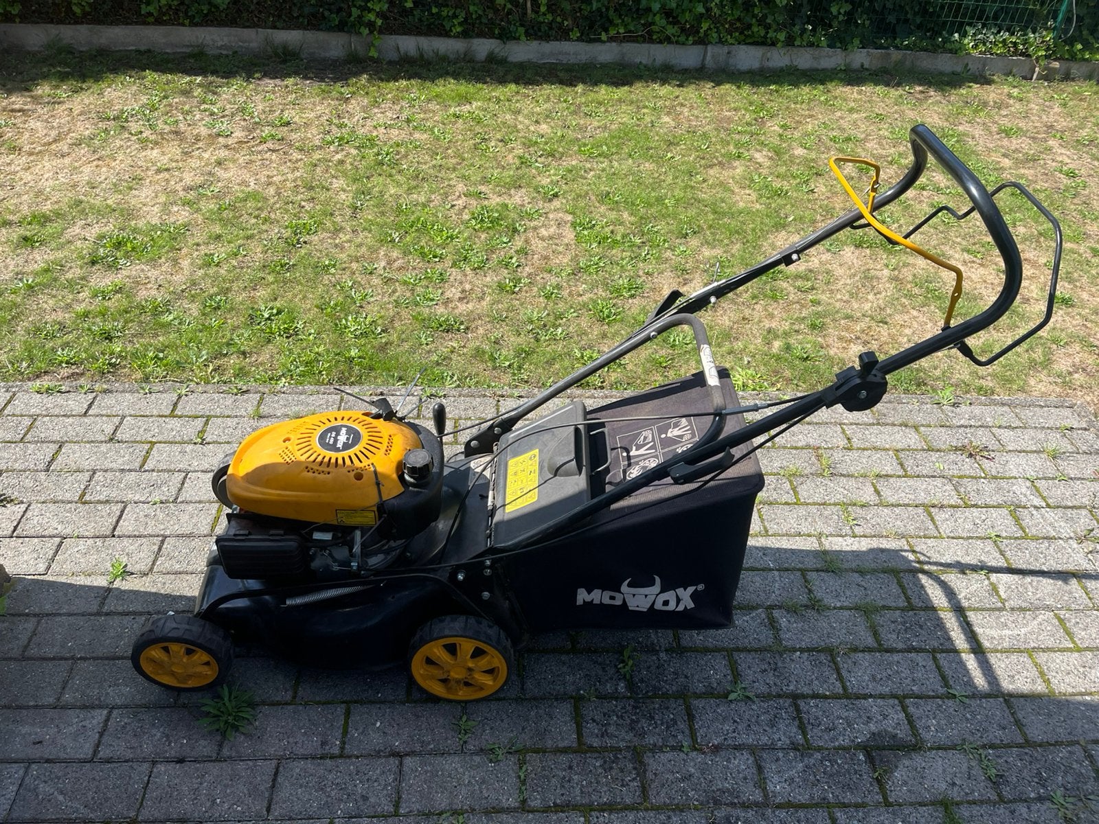 Mowox benzine grasmaaier zelftrekkend, Ophalen, Gebruikt, Opvangbak, Benzine-grasmaaier