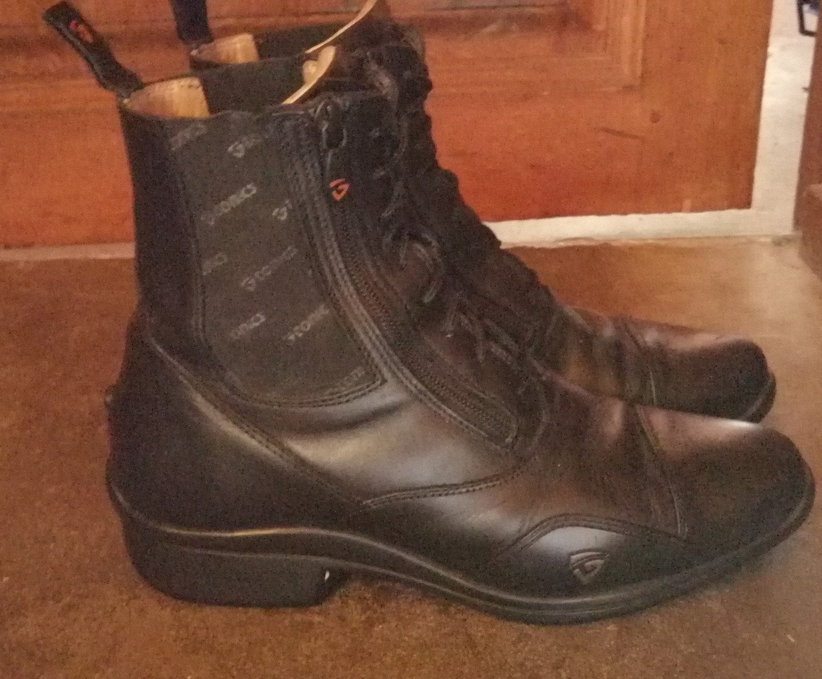 bottines tonics p 40, Overige merken, Ophalen of Verzenden, Zo goed als nieuw, Zwart