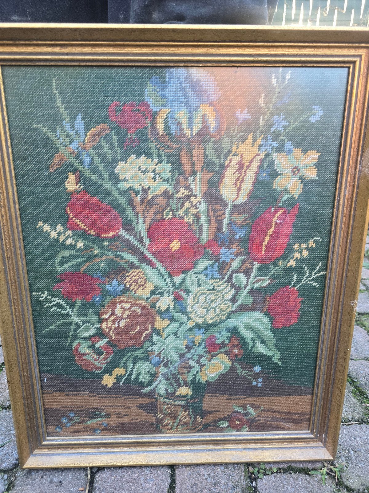 Vintage borduurwerk – kleurrijk bloemstuk met tulpen etc, Sous verre, Enlèvement, Impression, Vintage