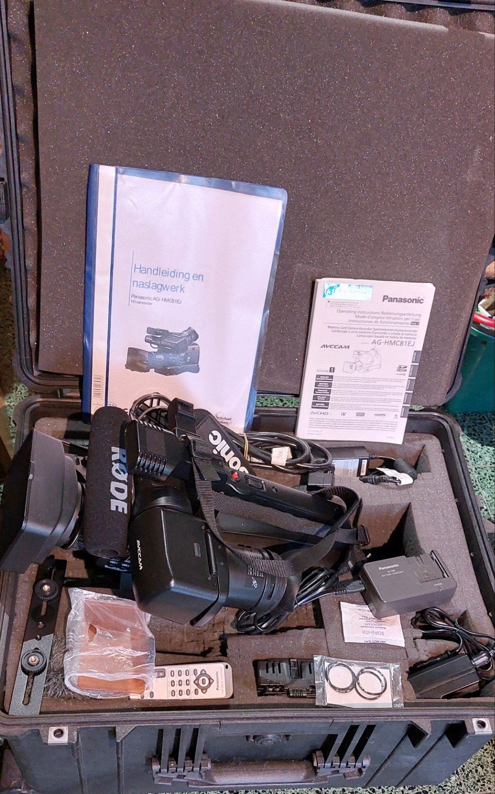 Interesse in oudere Panasonic Camcorder, Audio, Tv en Foto, Ophalen, Overige soorten, Camera