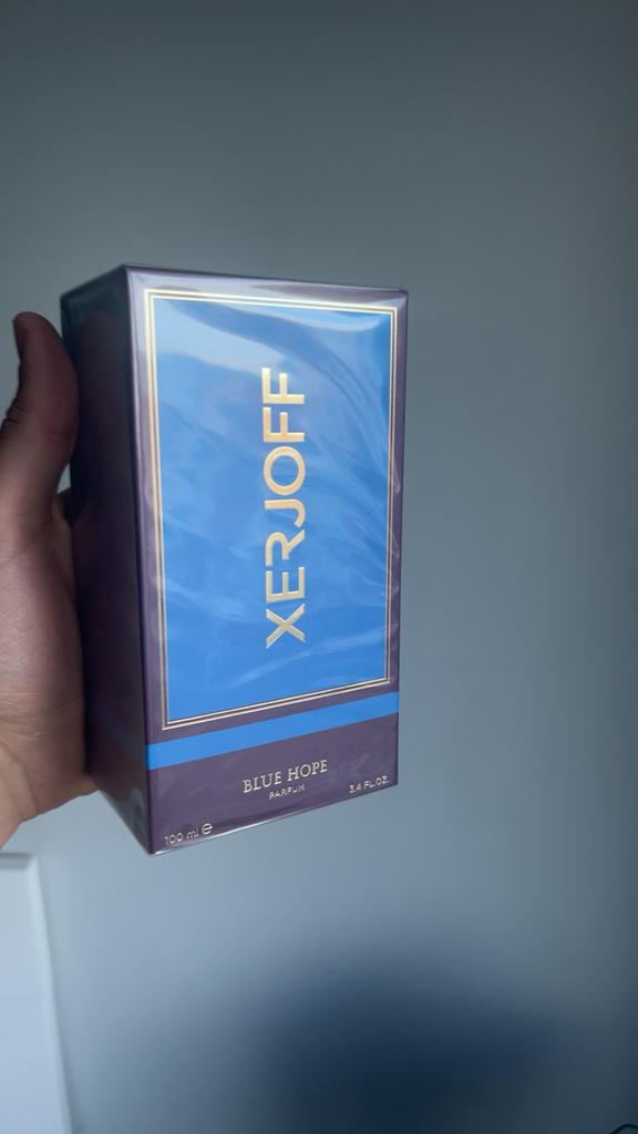 Xerjoff Blue Hope parfum, Enlèvement
