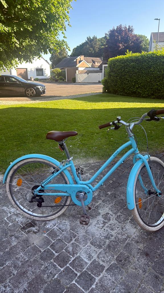 Velo btwin bleu pour fille, Enlèvement, Comme neuf