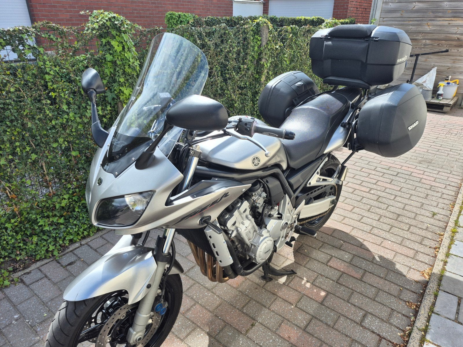 yamaha fazer fz1bj 2003, Occasion, Échappement sport, Particulier, 4 cylindres
