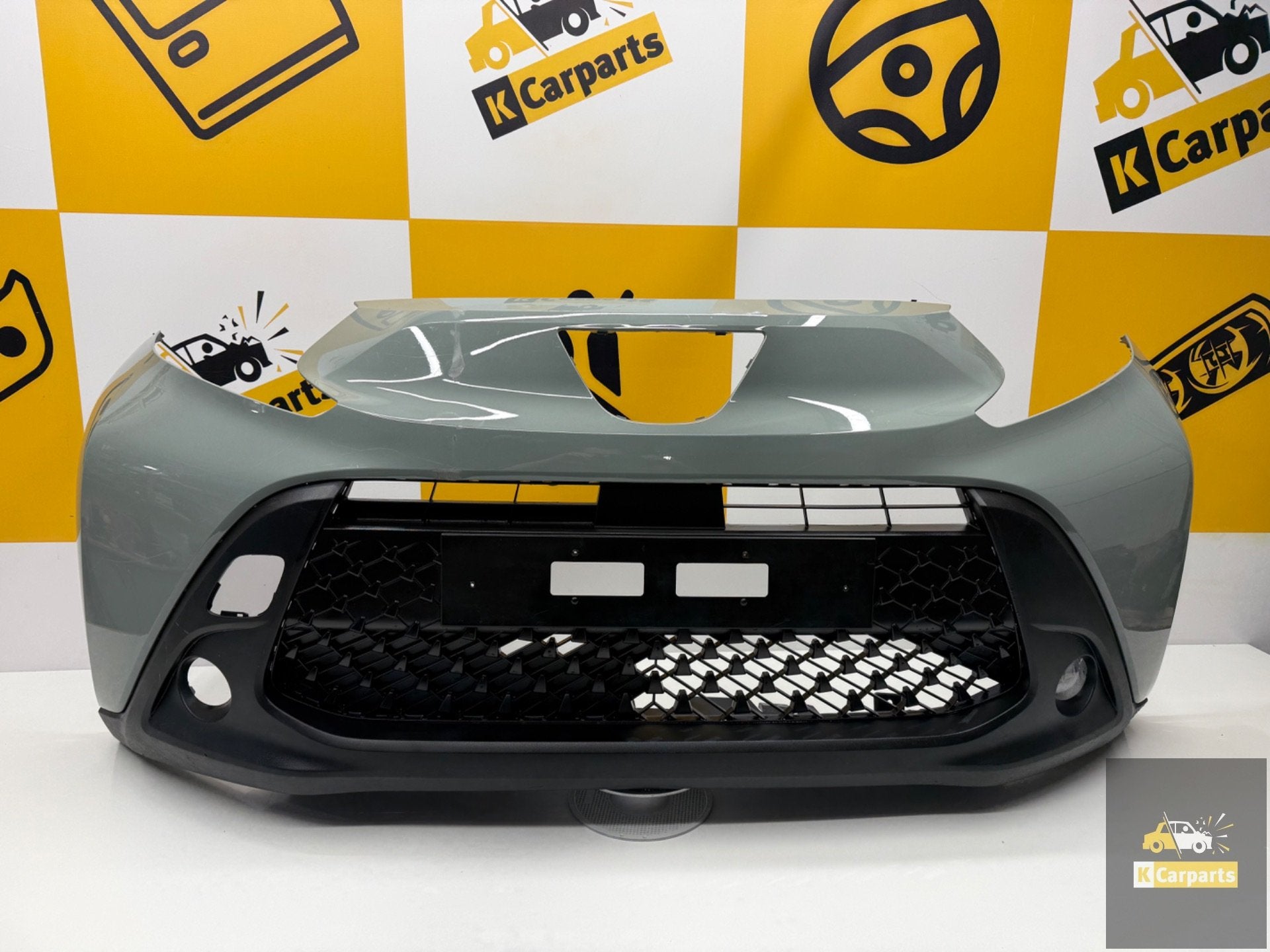 voorbumper Toyota Aygo X 52119-0H190 -2022-2025 Origineel, Info@toyota.co.jp, Gebruikt, Voor, Toyota Motor Corporation