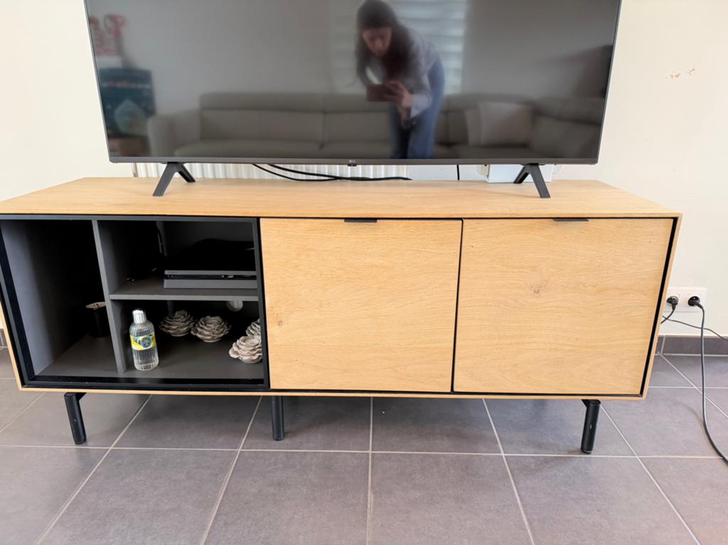 Tv-meubel en salon tafel ( merk : Xooon), Huis en Inrichting, Ophalen, Gebruikt